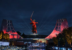 «Свет Великой Победы» в Волгограде и другие проекционные шоу к 9 мая с проекторами Panasonic