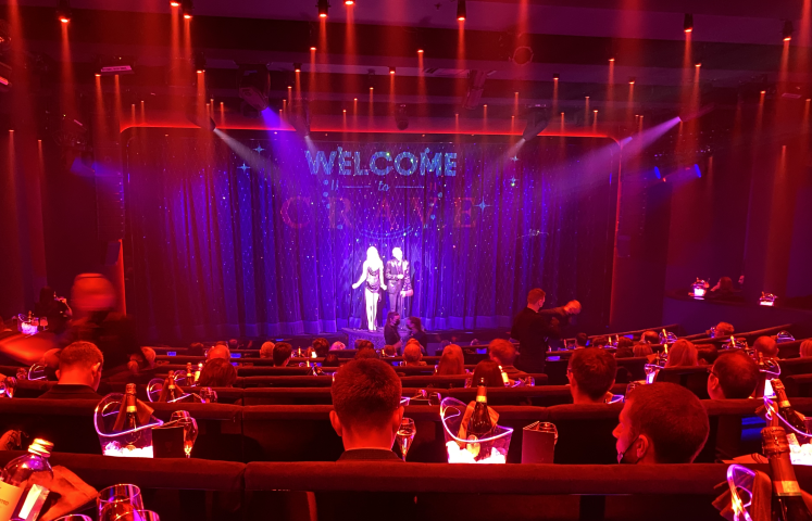 Panasonic представил передовые технологии для театральных и концертных залов  - подробное фото