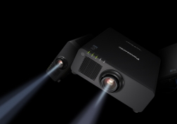Почему и как заменяют ламповые проекторы Panasonic на лазерные