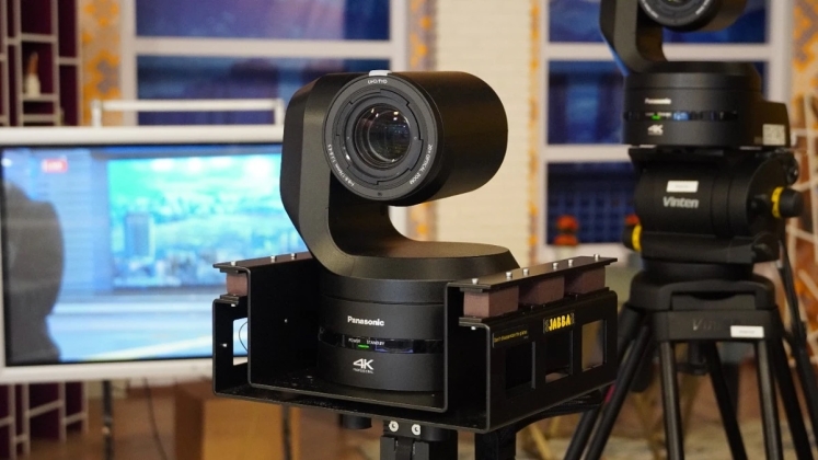 На телеканале «Алматы» заработала роботизированная система из PTZ-камер Panasonic и рельсовой системы Tuning - подробное фото